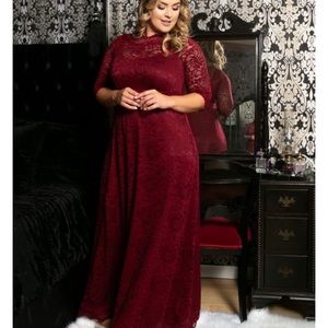 Kiyonna formal lace evening dress. Leona Lace.
